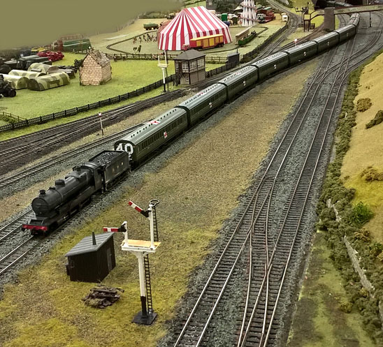 RoD 2-8-0 on ambulance train at Chinley
